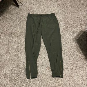 Albion Fit pants. Worn twice. In perfect condition